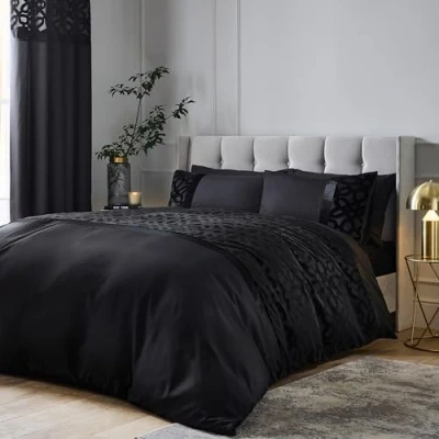 Image of Catherine Lansfield Lattice Cut Velvet Double Duvet Cover Set with Pillowcases Black