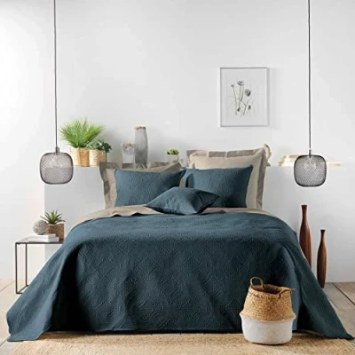Image of Douceur d&#039;Intérieur Quilted Bedspread (220 x 240 cm), Roman, Blue, Microfibre, Plain