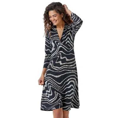 Image of Roman Originals Geometric Print Stretch Dress for Women UK Ladies Autumn Everyday Winter Holiday Pull On 3/4 Length Sleeves V Neckline Comfy Soft Vacation Work Black Size 10
