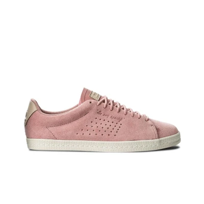 Image of Le Coq Sportif CHARLINE SUEDE women&#039;s Shoes (Trainers) in Pink