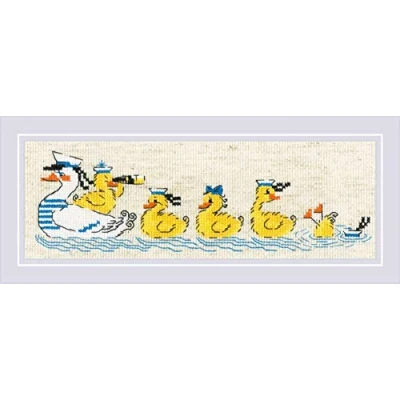 Image of RIOLIS Cross Stitch Kit 1865 Over the Waves