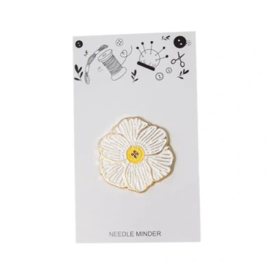Image of JSGHGDF Leaf Flower Shaped Needle Nanny Sewing And Pin Holders Minders For Needlework Embroidery Project