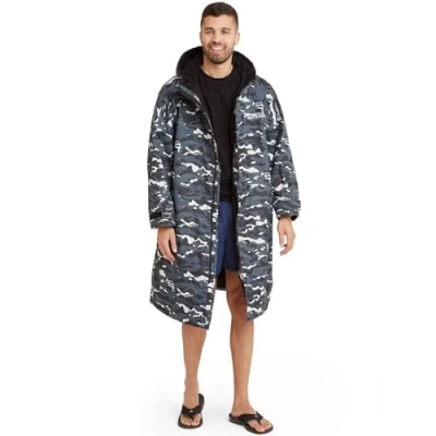 Image of Regatta Outdoor Active Unisex Waterproof Changing Robe Black Camo/Black SM