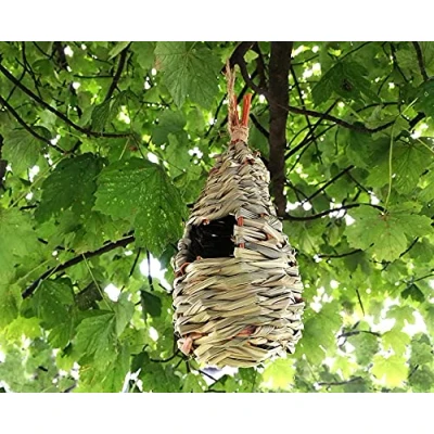 Image of Garden Mile Wicker Straw Nesting Bird House with Hanging loop for Garden, Rooftop, Tree Hung Small Natural Material Shelter Outdoor Pouch, Pack of 5