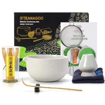 Image of Japanese Tea Set (7pcs) Matcha Whisk Bowl with Pouring Spout Bamboo (Chasen) Scoop (chashaku) Holder Making Kit. N3, Lt. Grey, Green Powder