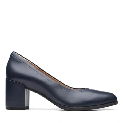 Image of Clarks Women&#039;s Freva55 Court Pump, Navy, 5.5 UK