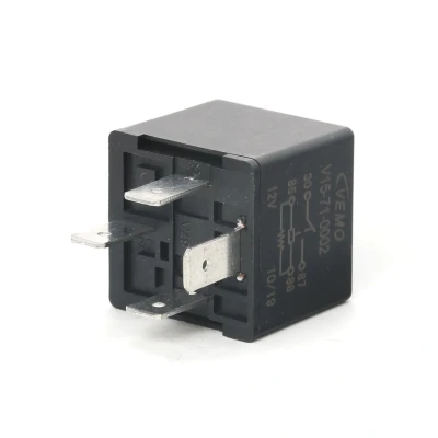 Image of 1238621 Relay, radiator fan castor VEMO Original Quality V15 71 0002 AUDI: A8 D3, A3 Sportback, A5 B8 Coupe, VOLKSWAGEN: Transporter 5 Bus, Tiguan II