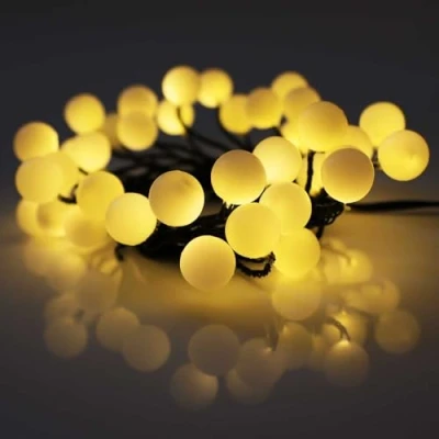 Image of Qbis 40 LED Warm White Berry Cluster Fairy Lights Battery Operated Christmas Lights, Indoor/Outdoor 6hr Timer, Bendable Black Wire, 10mm Berries, 2m Length