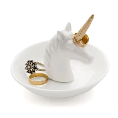 Image of Balvi Unicorn ceramic ring holder. Rings and jewellery tray. Made of ceramic. shape.