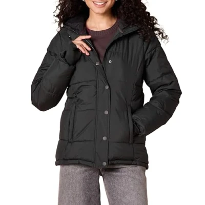 Image of Amazon Essentials Women&#039;s Heavyweight Long Sleeve Hooded Puffer Coat (Available in Plus Size), Black, S
