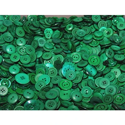 Image of celloexpress Green Buttons Mixed Sizes of Various for Sewing and Crafting Pack 250g