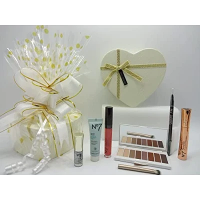 Image of No7 Shimmer &amp; Glow Collection Gift Set