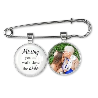 Image of GuteGifts Missing you as I walk down the aisle Personalised Wedding Bouquet Photo Bridal Charm with Lapel Pin Bride Remembering Dad Mum Boutonniere Custom Memory Memorial Keepsake (White)