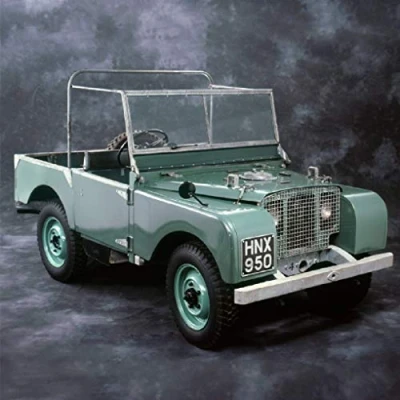 Image of Land Rover RO4 (series 1) card with engine sound inside.