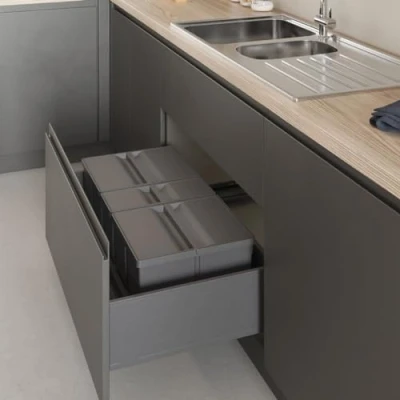 Image of Menage Confort 11/11 Litre Bin with Lid
