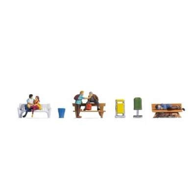 Image of Noch 15238 People on Benches, Various