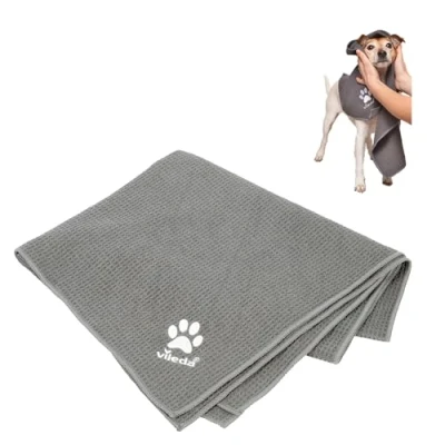 Image of Vileda Pet Pro Cloth Size M Microfibre Absorbs and Dries Quickly Suitable for Dogs Cats Honeycomb Texture Super Clean Soft Touch