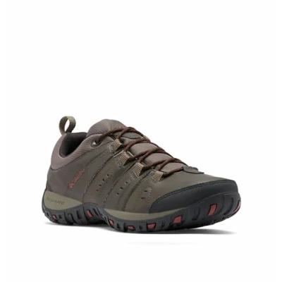Image of Columbia Woodburn 2 Low Rise Hiking Shoes for Men, Brown (Cordovan/Garnet Red), 12 UK