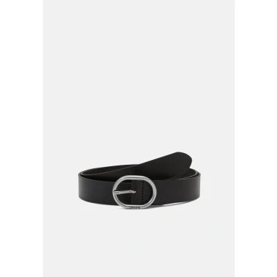 Image of Levi&#039;s Hermosilla Belt, Women&#039;s, Size: 44, Regular black