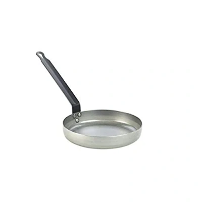 Image of Genware NEV BIOP8 Iron Omelette Pan, 8&quot;/200 mm, Black