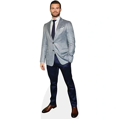 Image of Daniel Gillies (Suit) Mini Size Cutout