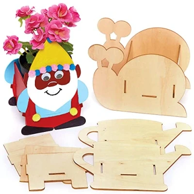 Image of Baker Ross FC837 Garden Wooden Flowerpots Box of 3, Craft Kits for Kids, Plant Pot Painting, Wood Crafts