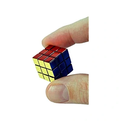Image of World&#039;s Smallest Toys 503 Worlds Rubiks Cube Small, one Size