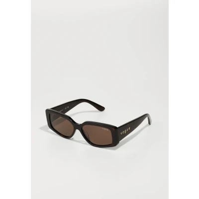 Image of VOGUE EYEWEAR Woman VO5642SU W65673 Occhiali da sole Acetate Brown Squared Normal
