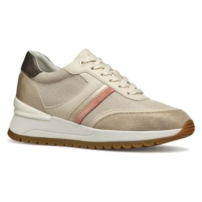 Image of Geox D3500A0AS54CH62L women&#039;s Shoes (Trainers) in Beige