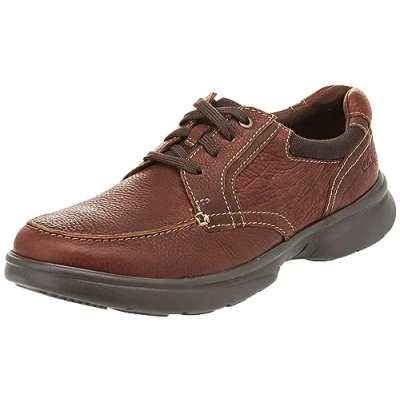 Image of Clarks Bradley Vibe, mens Low Top Sneakers, Tan Tumbled Leather, 7 UK