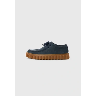 Image of Clarks Torhill LO Casual laceups, Men&#039;s, Size: 7.5, Navy shoes