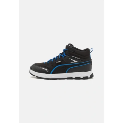 Image of Puma Evolve Trail JR Unisex Hiking shoes for kids, Size: 3, Black/hyperlink blue Imitation leather/ textile