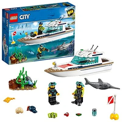 Image of LEGO 60221 City Great Vehicles Diving Yacht