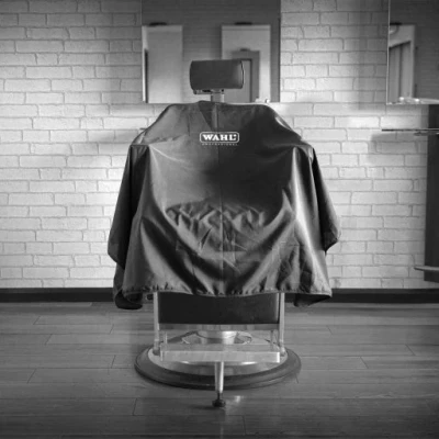 Image of WAHL Professional Barber Cape Black