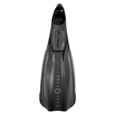 Image of Aqualung STRATOS 3 Unisex adult scuba diving fin, Footed fins without booties for maximum hydrodynamic performance, grippy soles, excellent grip, ideal
