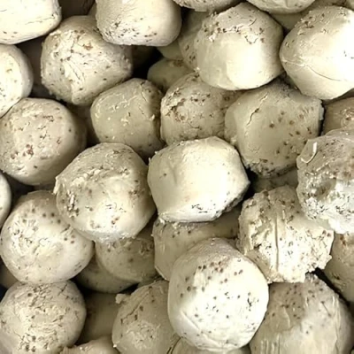 Image of Leagrams Premium Suet Balls for Wild Birds (50 in Box) High Energy Fat Garden