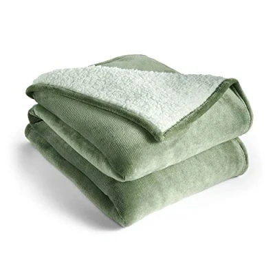 Image of Silentnight Snugsie Giant Blanket Fleece Throw Plush Super Sized with Warm Sherpa Inside Reversible for Whole Family Sofa Couch Bed 240 x 180cm Green