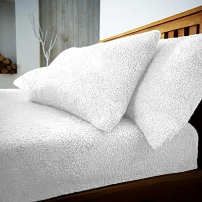 Image of GC GAVENO CAVAILIA 2 Pack Teddy Fleece Pillow Cases 100% Polyester Thermal Warm &amp; Cozy Pair of Soft Fluffy Plain White