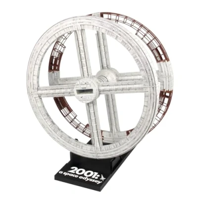 Image of Moebius Models 2001 A Space Odyssey Station 1:2600 scale from (MODEL KIT)