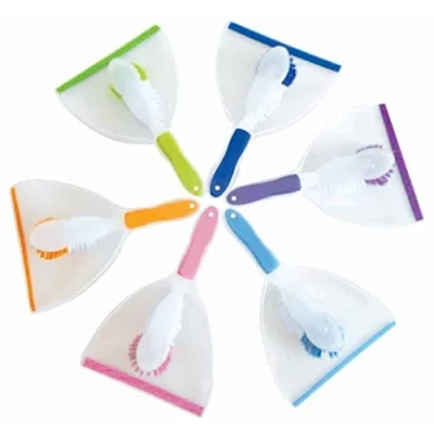 Image of BRIGHT DUSTPAN WITH BRUSH