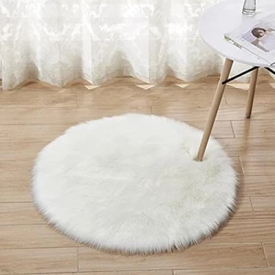Image of Faux Fur Sheepskin Style Rug ，Faux Fleece Fluffy Area Rugs Anti Skid Yoga Carpet for Living Room Bedroom Sofa Floor (Round White, 23.6x23.6inch)