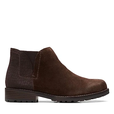 Image of Clarks Women&#039;s Clarkwell Demi Chukka Boot, Dark Brown Combi, 3 UK