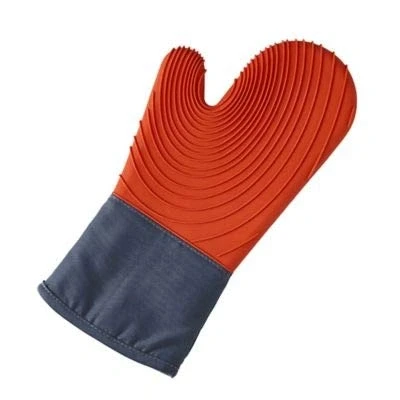 Image of Lakeland Silicone Oven Mitt