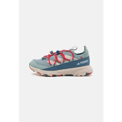 Image of Adidas Terrex Voyager 21 HEAT.RDY Travel Unisex Hiking shoes for kids, Size: 5, Magic grey/putty mauve/pure ruby Imitation leather/ textile