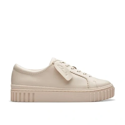 Image of Clarks Mayhill Walk Leather Shoes In Cream Standard Fit Size 7