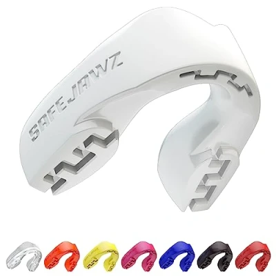 Image of SAFEJAWZ Mouthguard Slim Fit, Adults and Junior Gum Shield with Case for Boxing, MMA, Rugby, Martial Arts, Judo, Karate, Hockey All Contact Sports… B073CZHSRS (Junior (