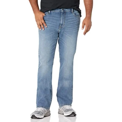 Image of Amazon Essentials Men&#039;s Slim Fit Bootcut Jeans, Light Wash, 31W / 30L