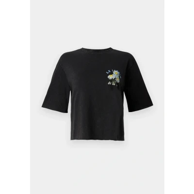 Image of ONLY Onllucy LIFE Flowers Print Tshirt, Women&#039;s, Size: Large, Black/vitamin sea