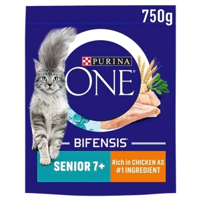 Image of Purina ONE 7+ Dry Cat Food Rich in Chicken 750g, Pack of 4