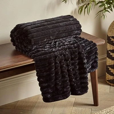 Image of Catherine Lansfield Throw, Polyester, Black, 130x170cm